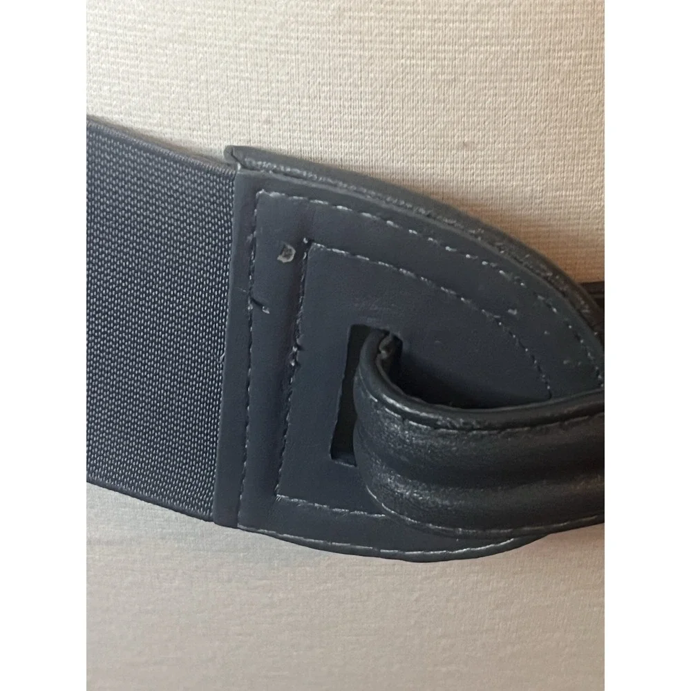 Alice & Olivia Stretchy‎ Grey Gray Clip Belt Size Medium Y2K Retro Look
